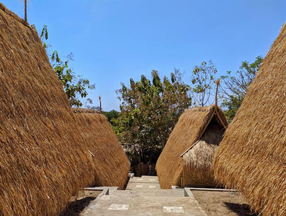 Gili Kampoeng Hotel Gili Trawangan Bagian luar foto