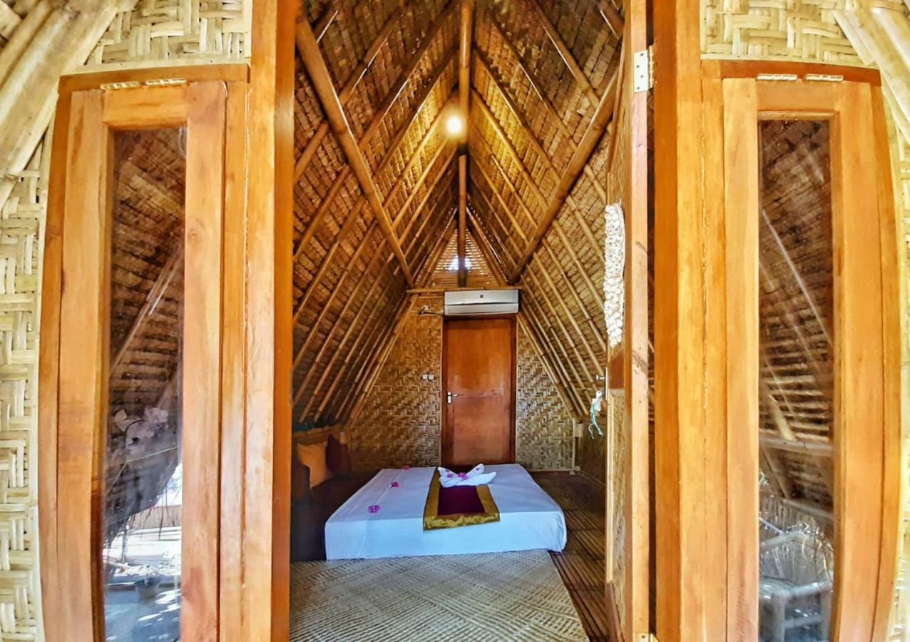 Gili Kampoeng Hotel Gili Trawangan Bagian luar foto